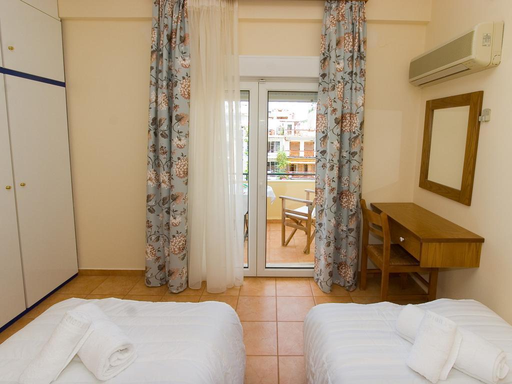 G. Kiapekou Aparthotel Loutra Edipsou  Exterior photo