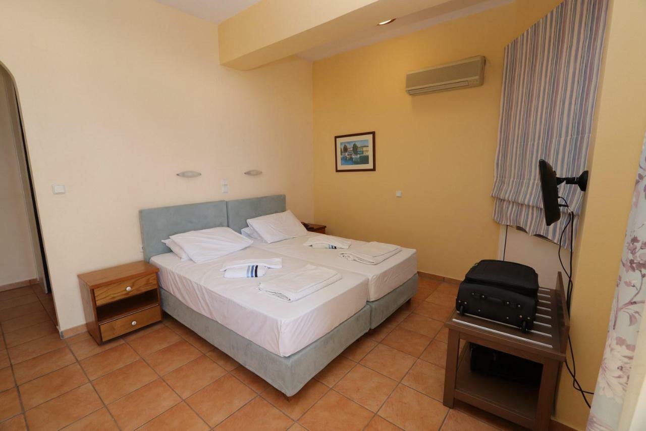 G. Kiapekou Aparthotel Loutra Edipsou  Exterior photo