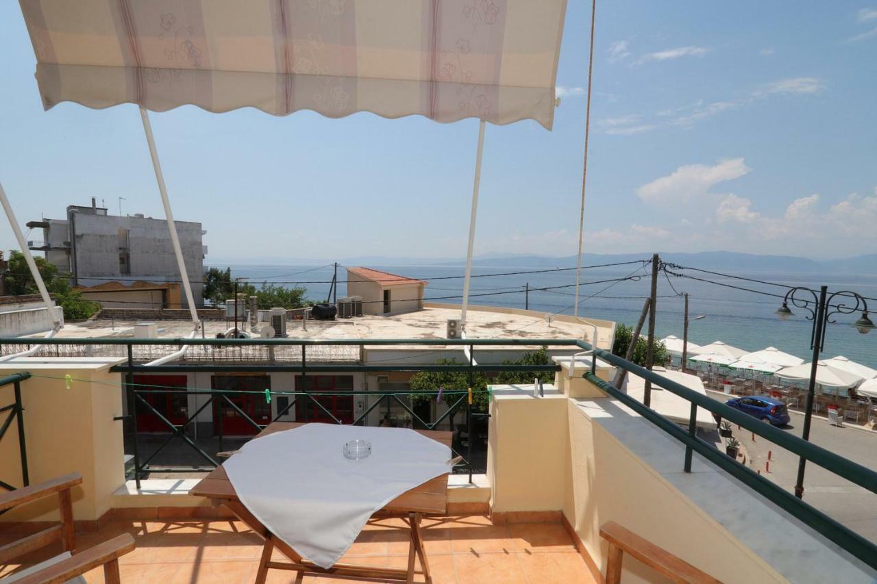 G. Kiapekou Aparthotel Loutra Edipsou  Exterior photo